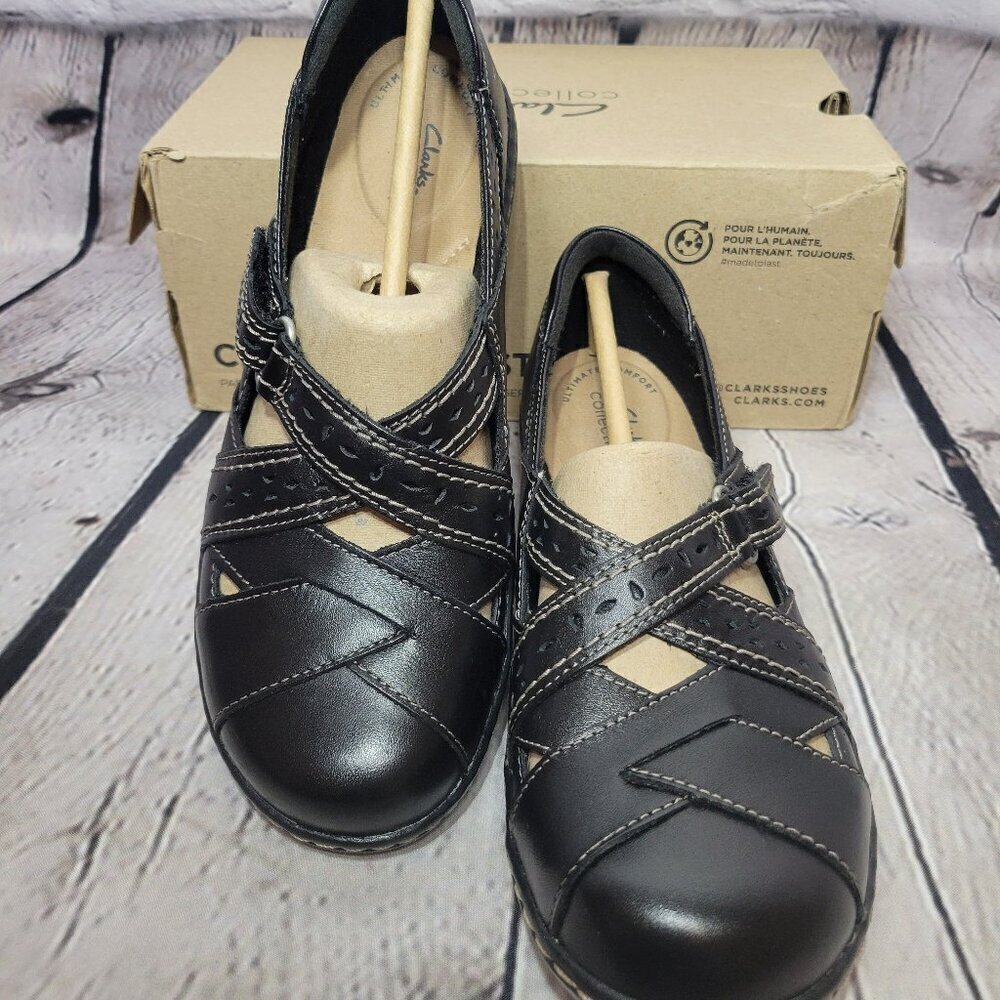 Clarks Collection Women's Ashland Spin Flats
